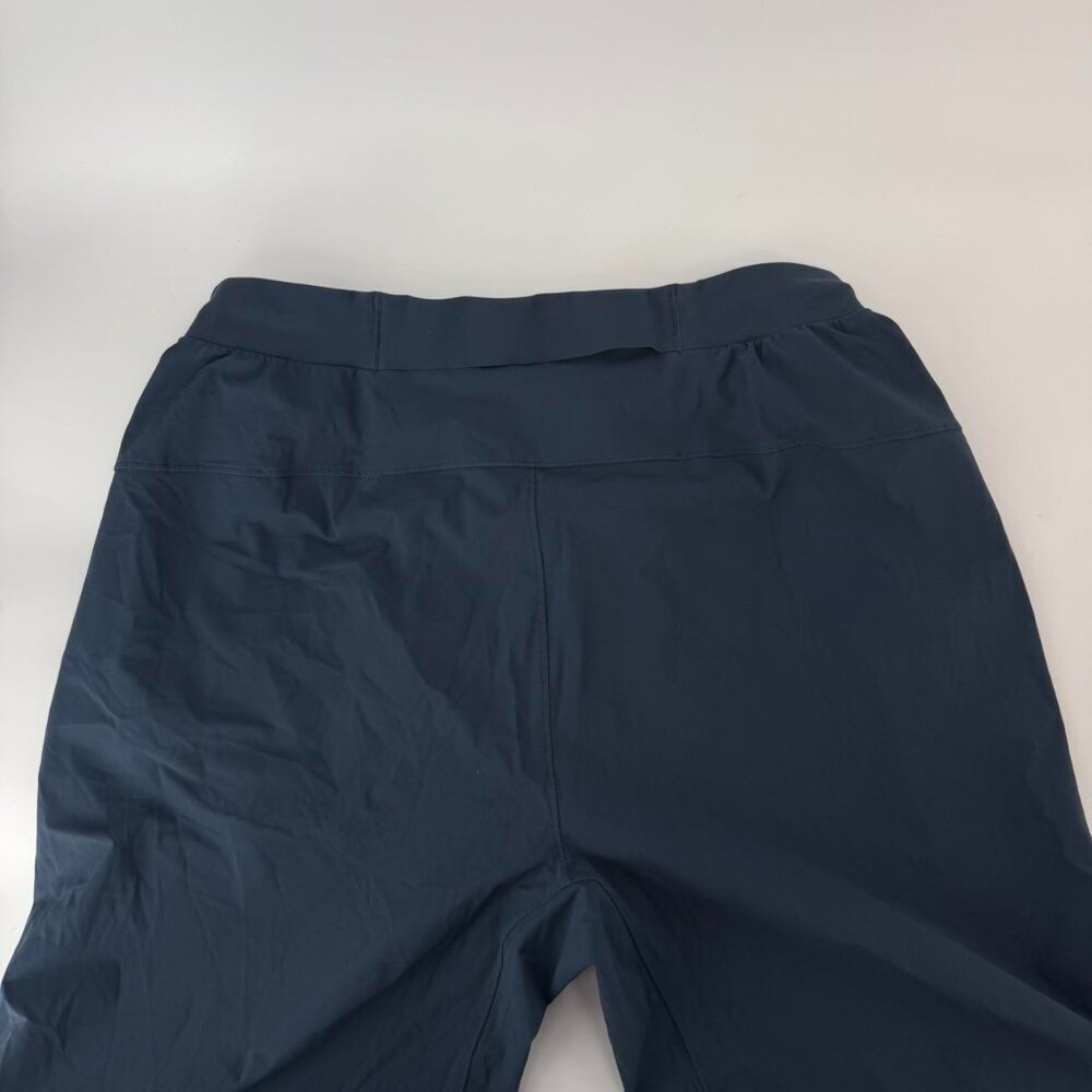 Lululemon Women’s Jogger Pants Size S Navy Blue Tapered Lightweight Stretch Zip - Picture 5 of 5